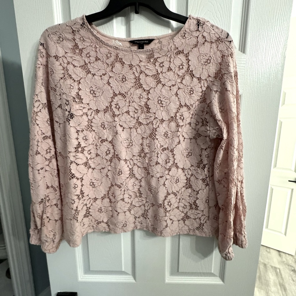 Banana Republic lace top